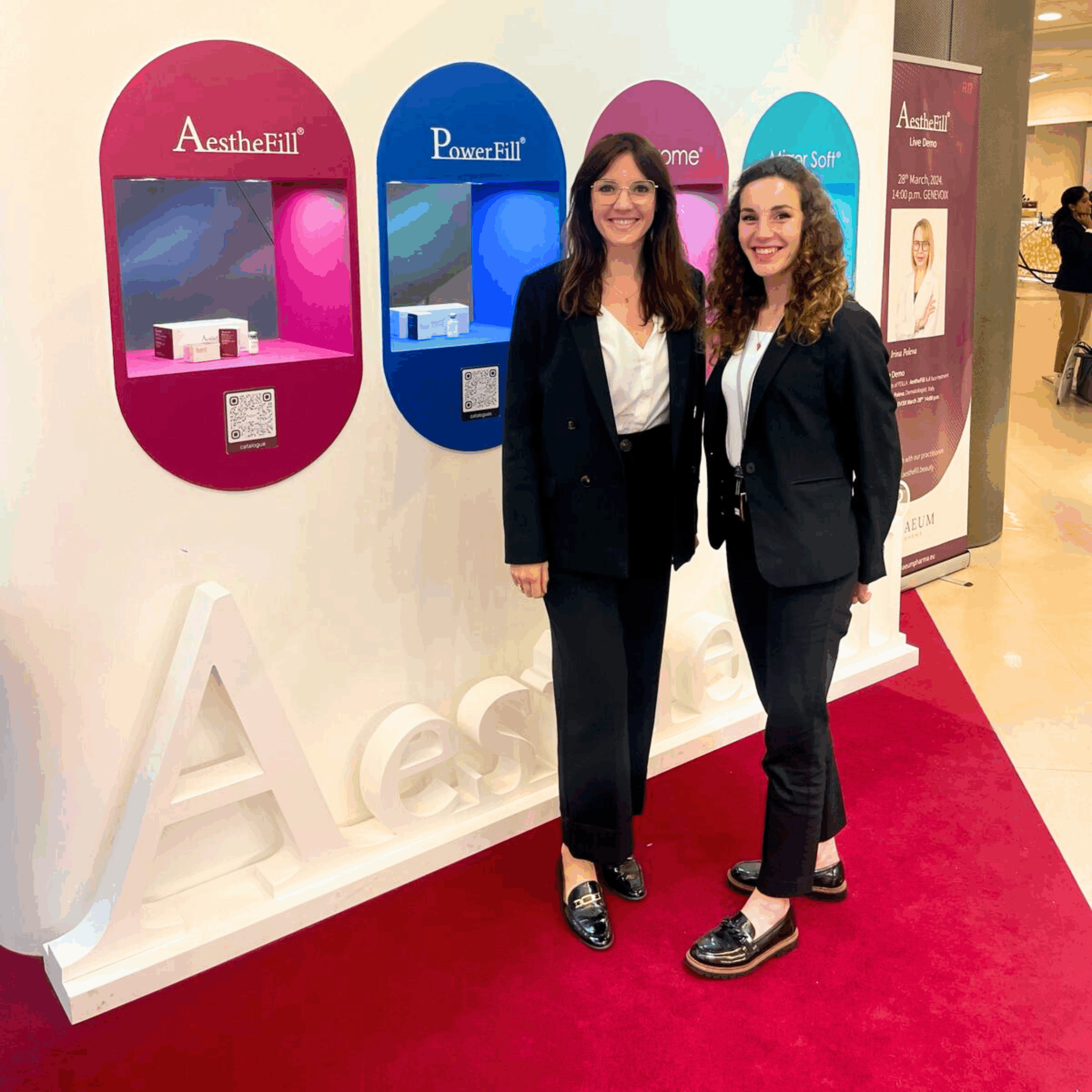 agence-bonjour-011-Monaco-Hostess-Agency