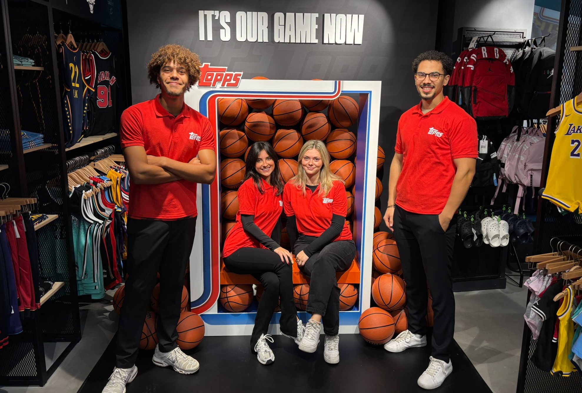 agence-bonjour-Agence-dhotesses-Paris