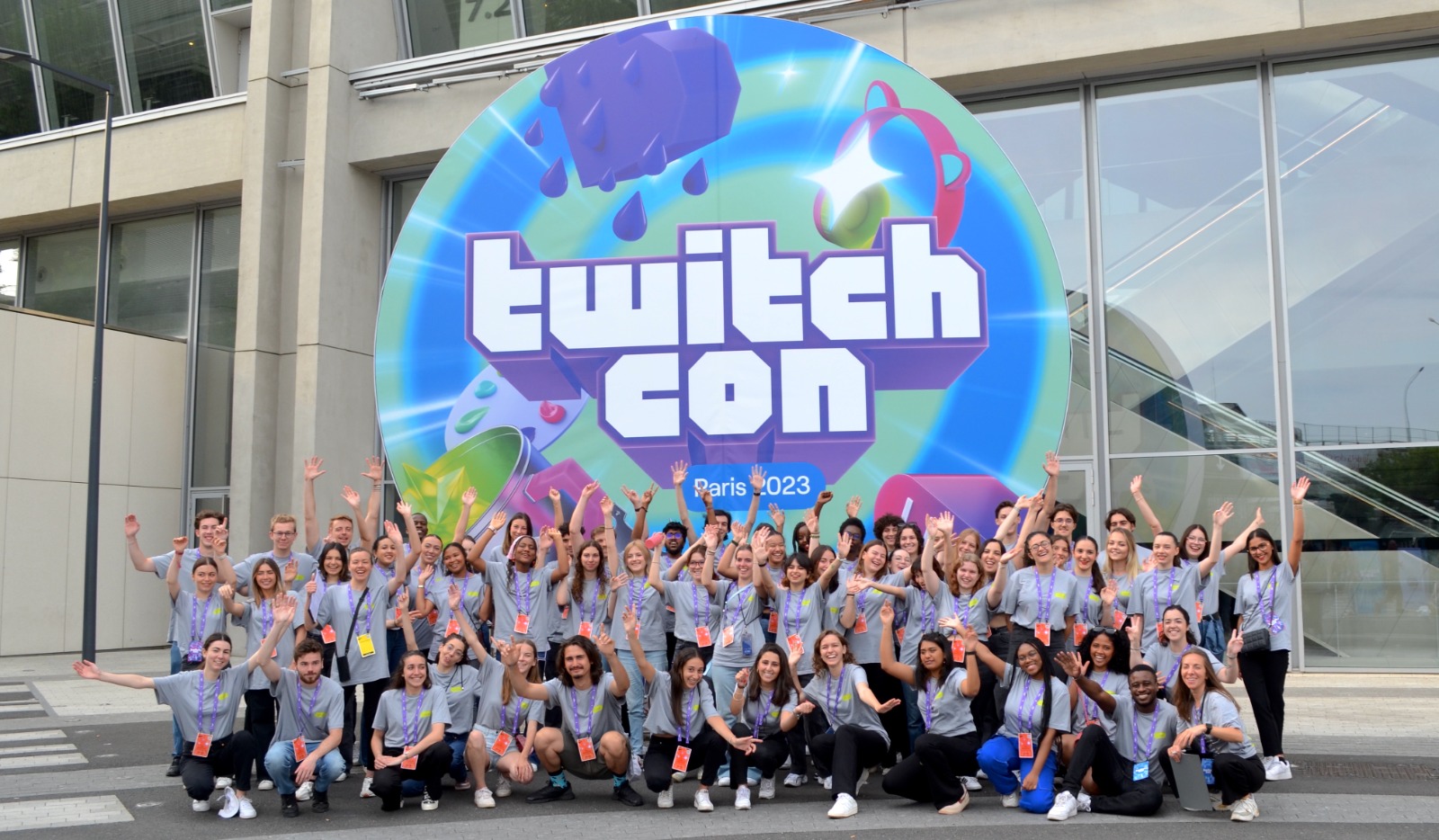 agence-bonjour-Event-staffing-agency-Paris-Convention-Center-TwitchCon
