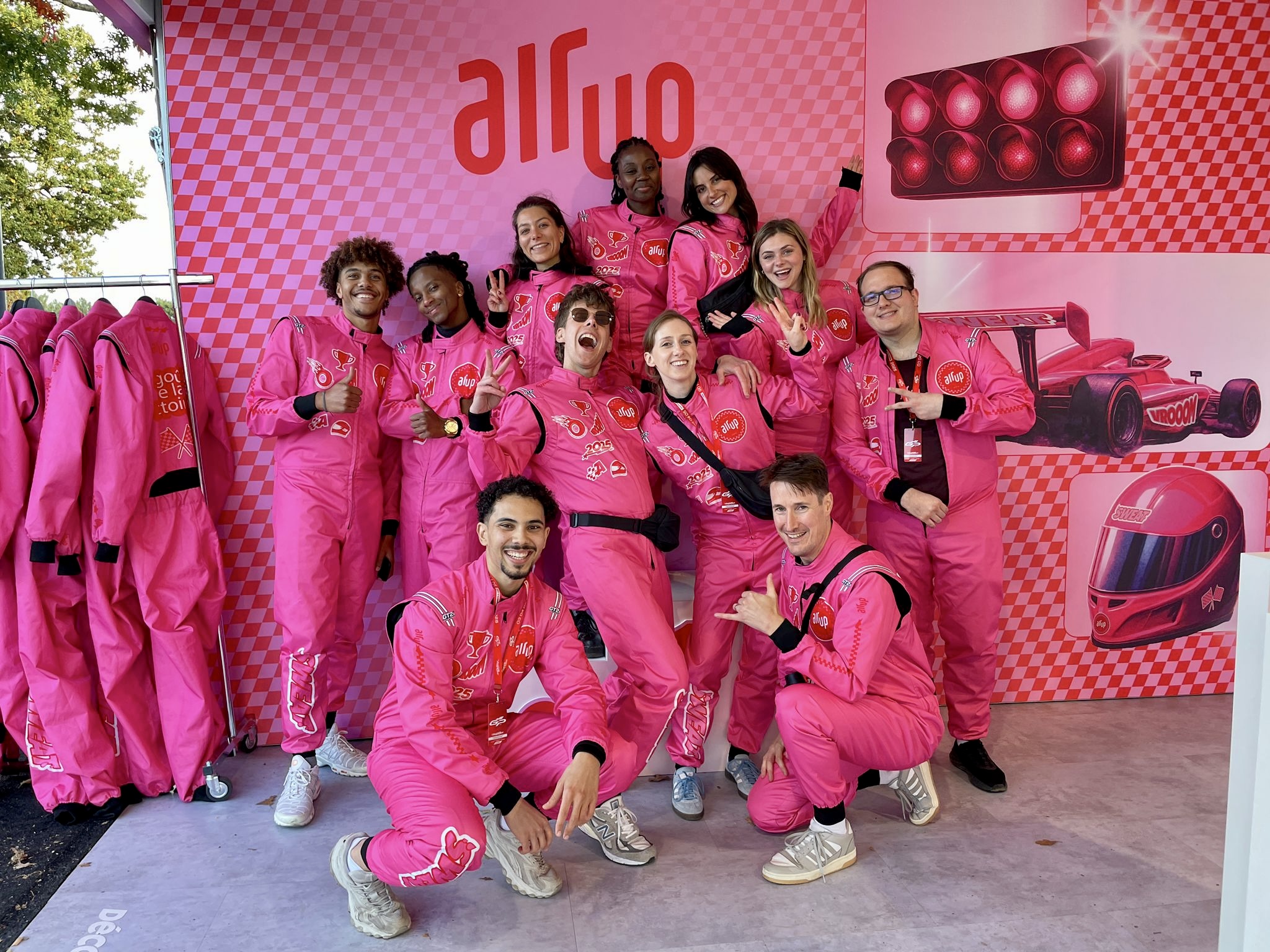 agence-bonjour-010-Agence-Bonjour-Brand-Ambassadors-Paris