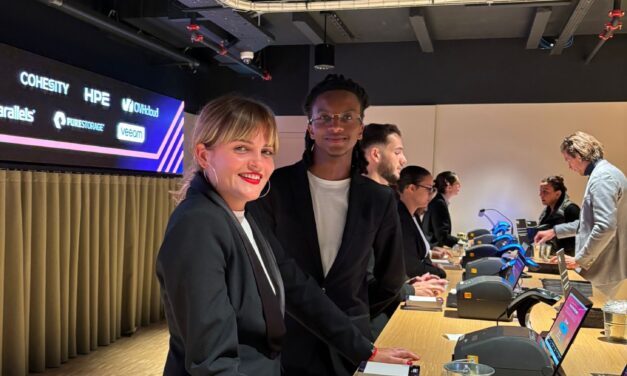 Agence d’hôtesses à Paris pour EHRA 2026 au Palais des Congrès